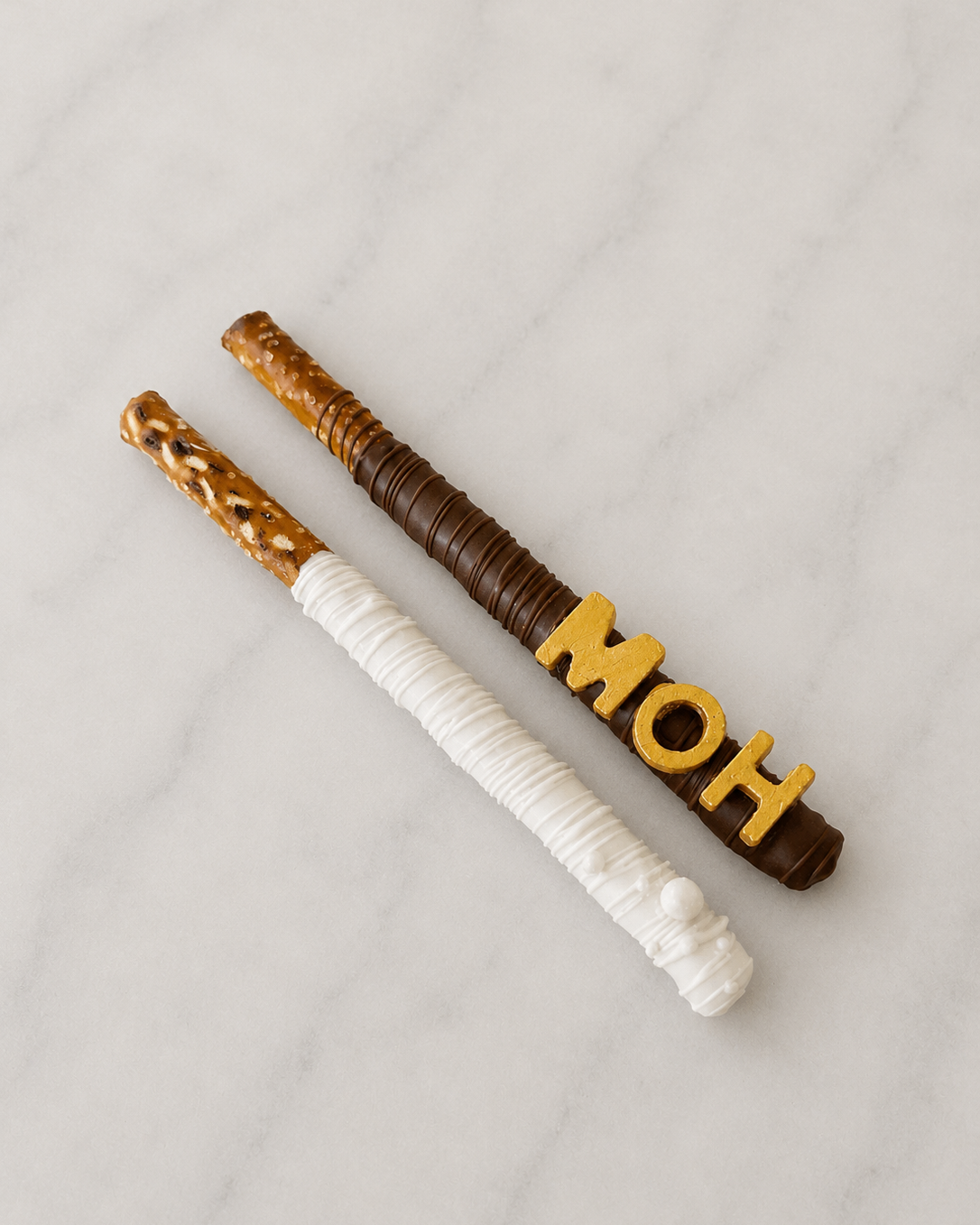 Maid of Honor Pretzel Rods – Gold